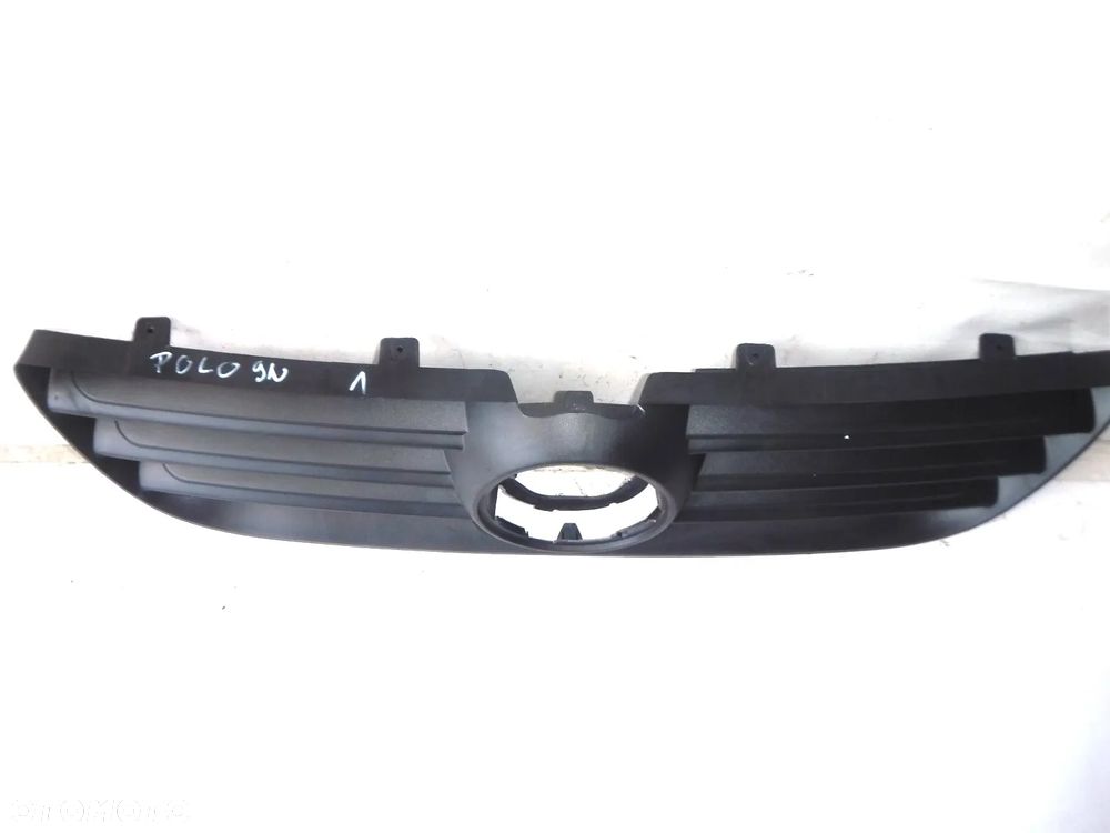 volkswagen polo 9n 09r- grill atrapa - 6