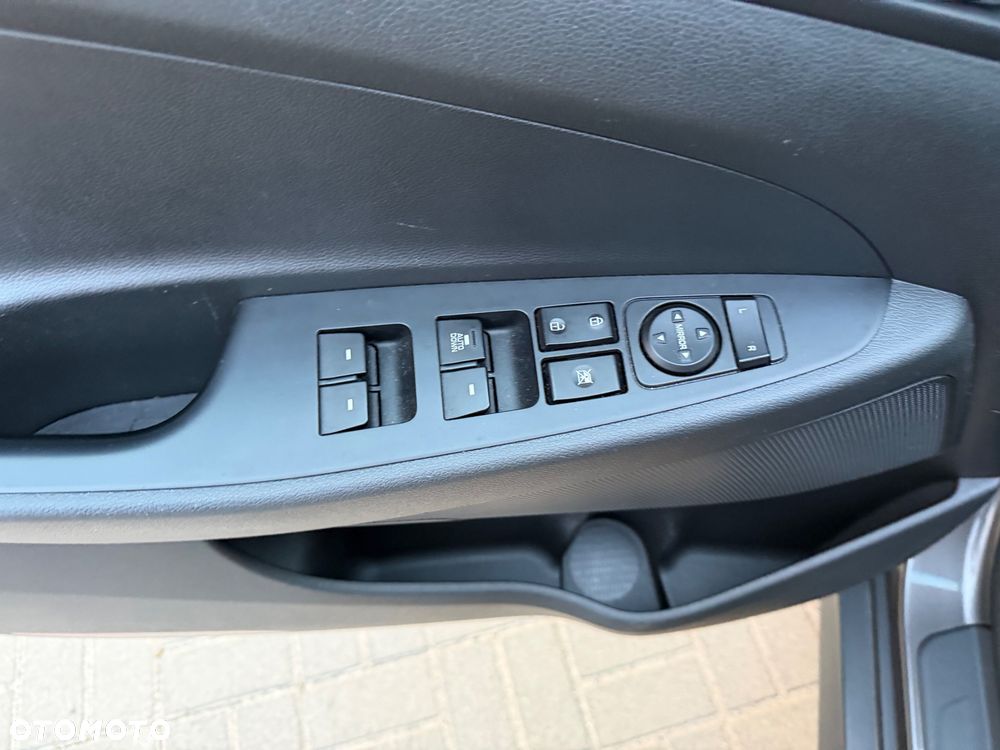Hyundai Tucson blue 1.6 GDi 2WD Navi - 15
