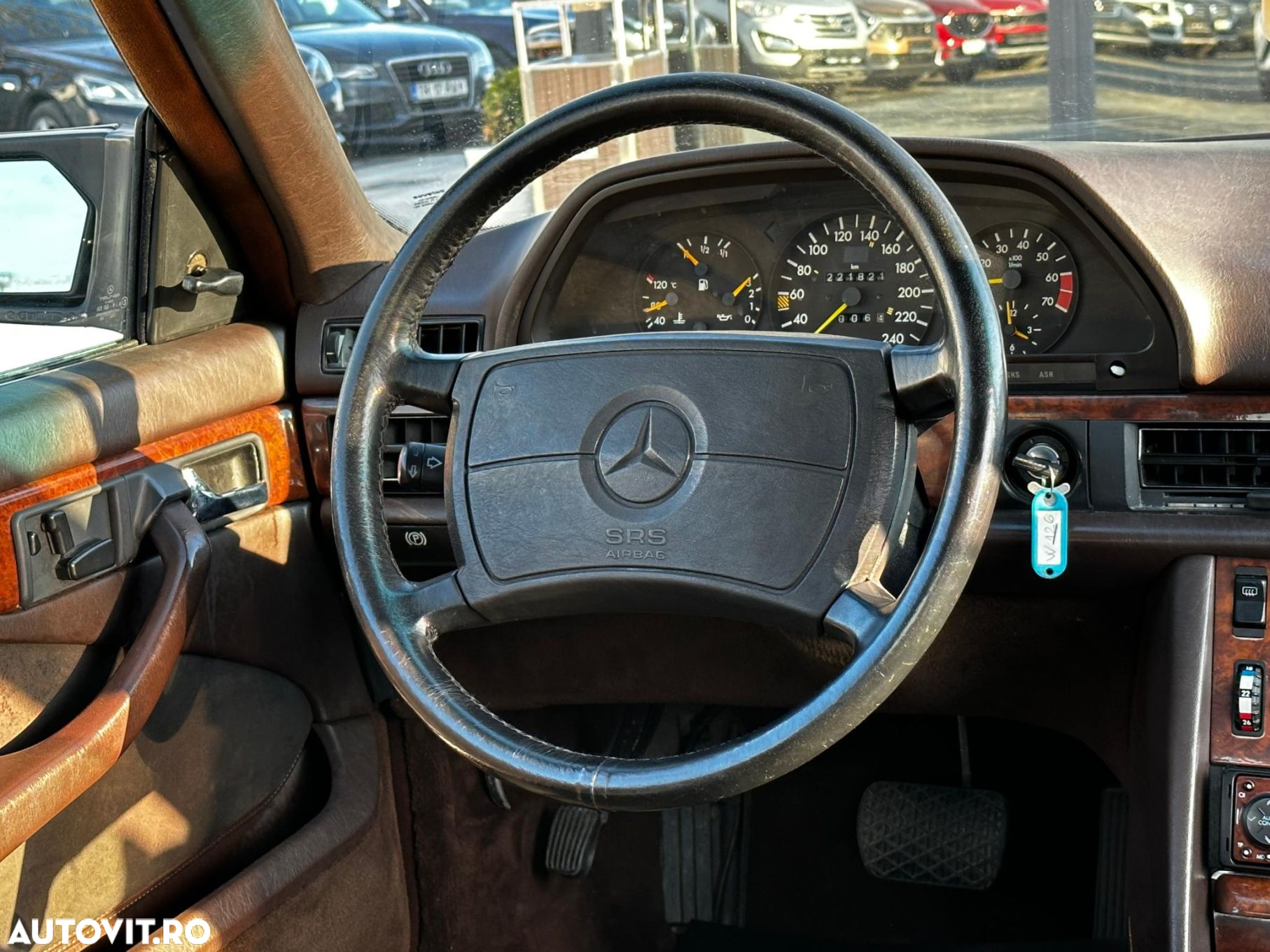 Mercedes-Benz W126 - 10