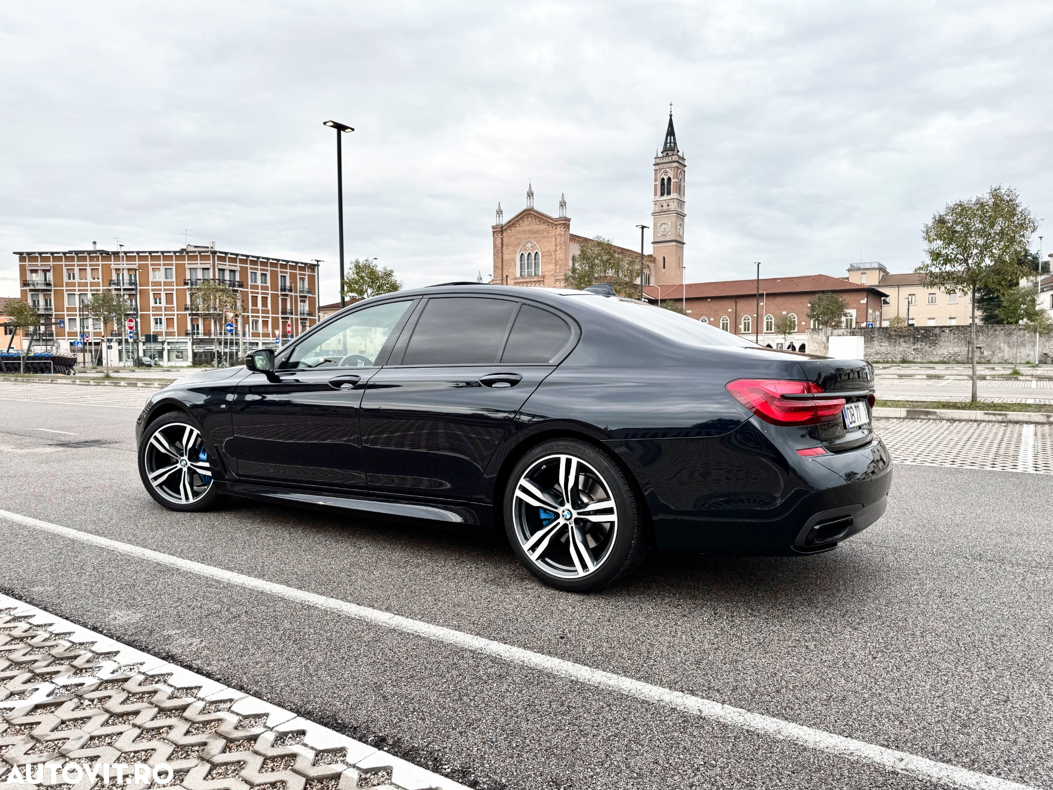 BMW Seria 7 730d xDrive - 10