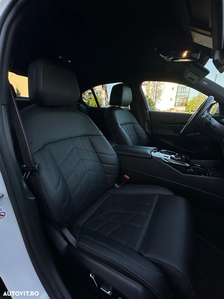 BMW Seria 5 520i AT MHEV - 29