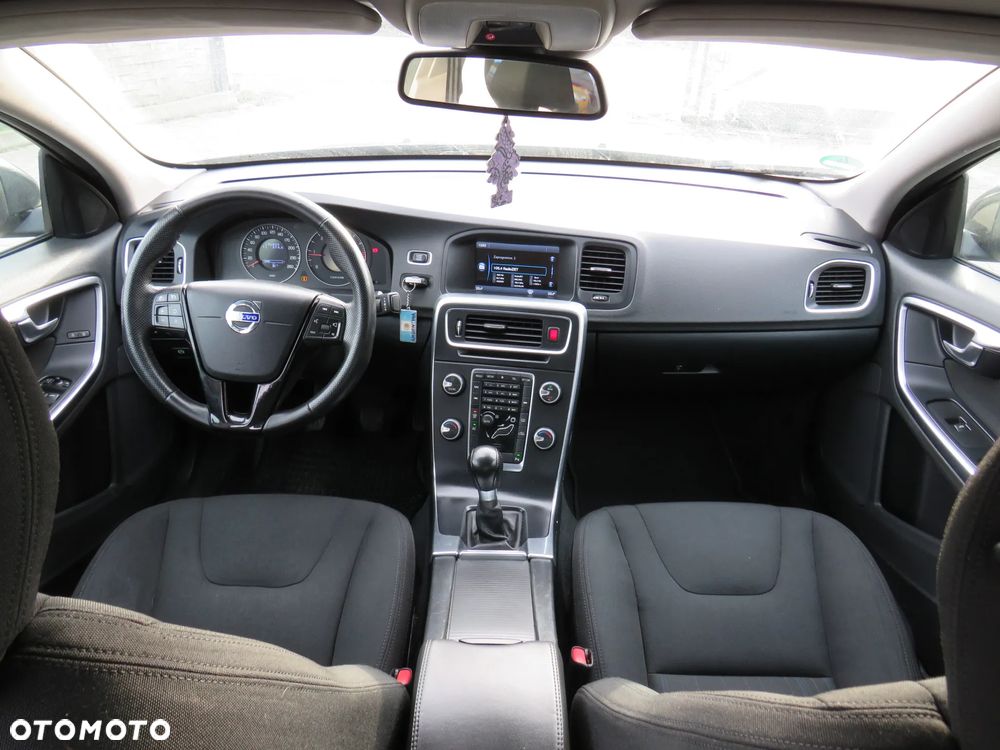 Volvo S60 D4 Edition - 30