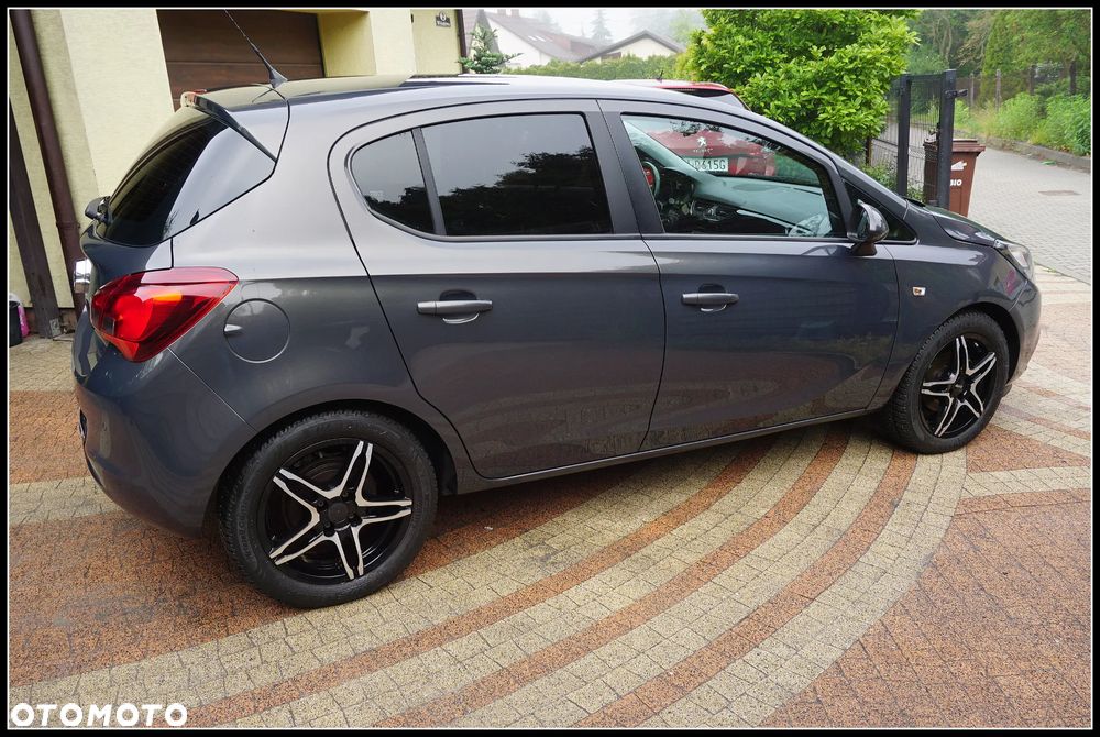 Opel Corsa 1.4 16V Cosmo - 24