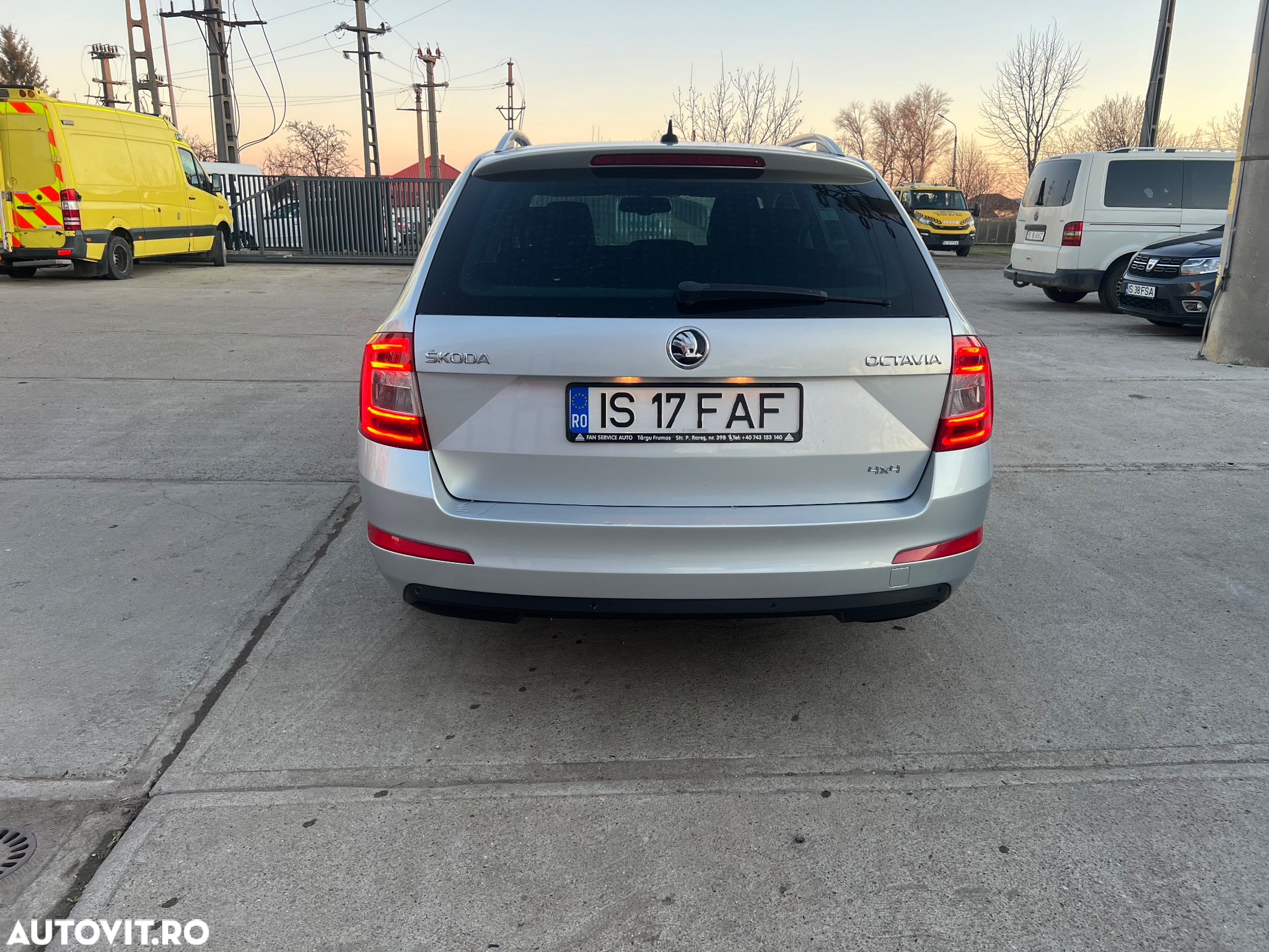 Skoda Octavia 2.0 TDI (Green tec) 4x4 Ambition - 13