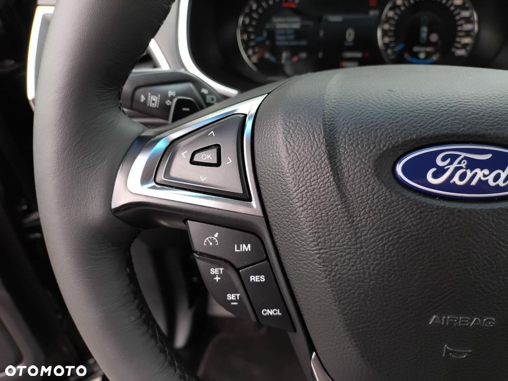 Ford Edge - 14