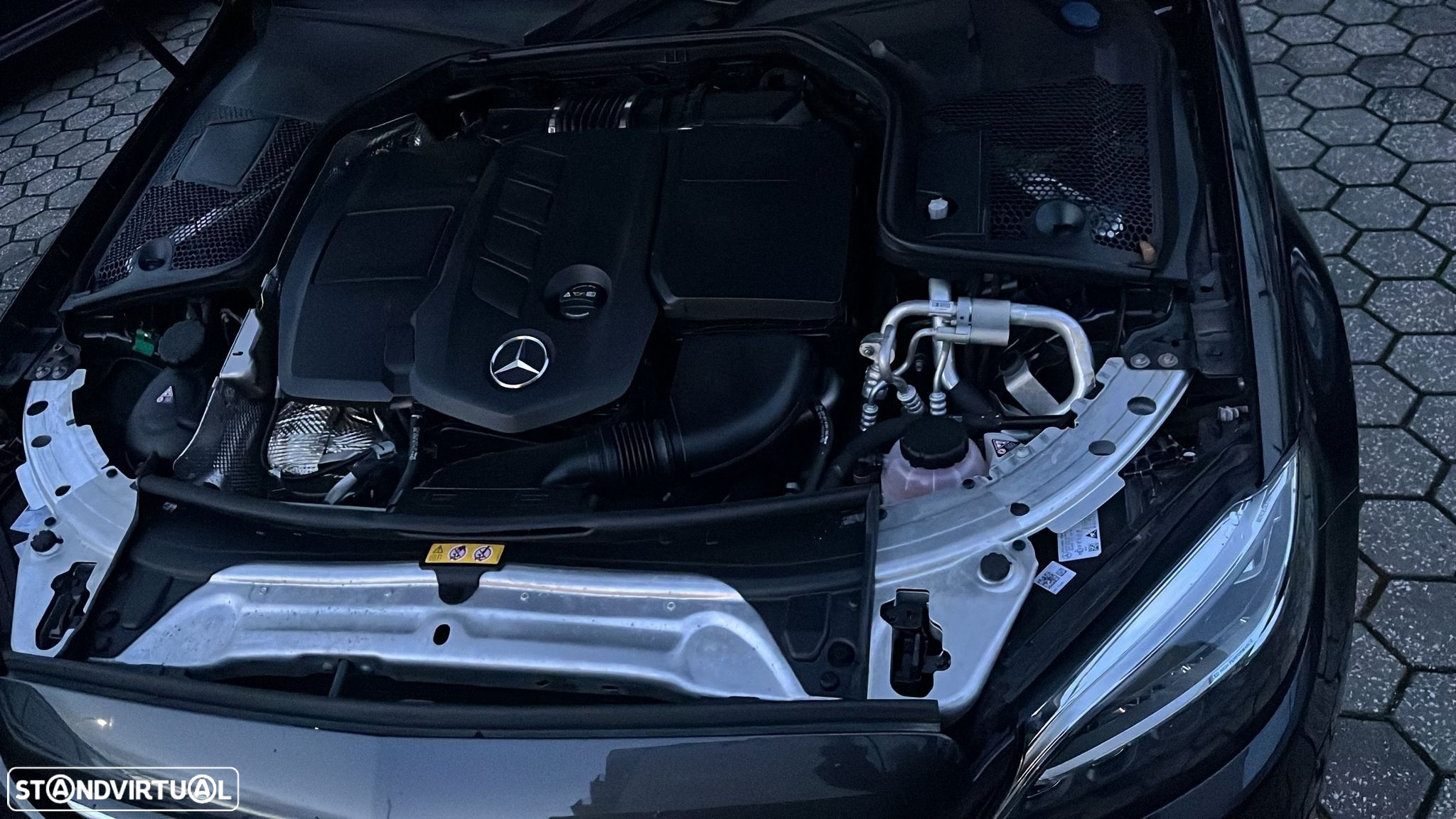 Mercedes-Benz C 300 de AMG Line - 16