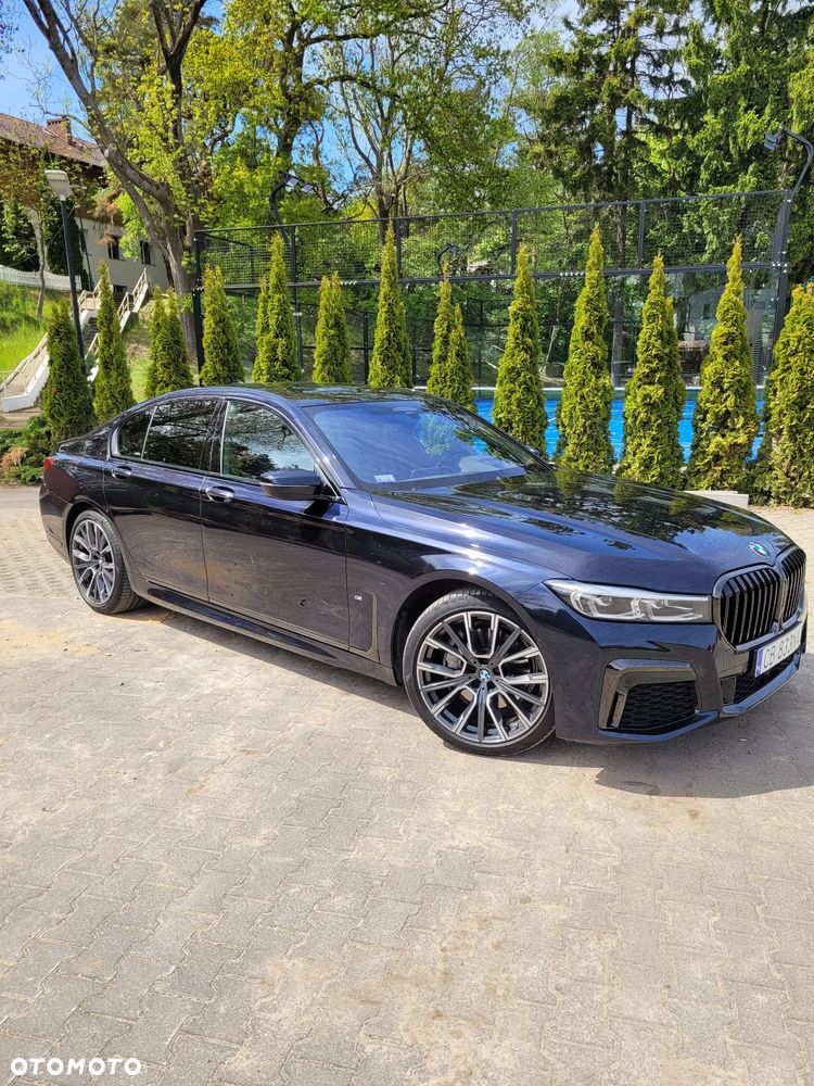 BMW Seria 7 730d mHEV - 2