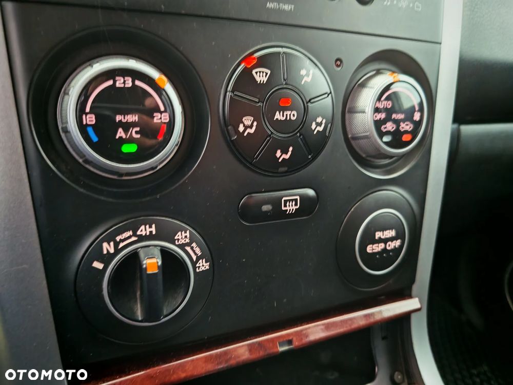 Suzuki Grand Vitara 1.9 DDiS - 17