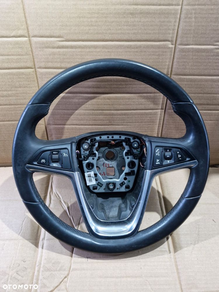 Kierownica skórzana skóra Opel Insignia A multi