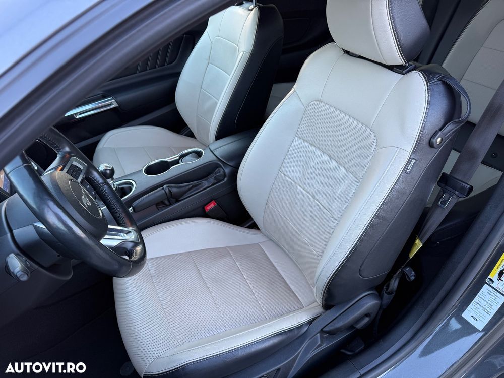 Ford Mustang 2.3 EcoBoost - 22