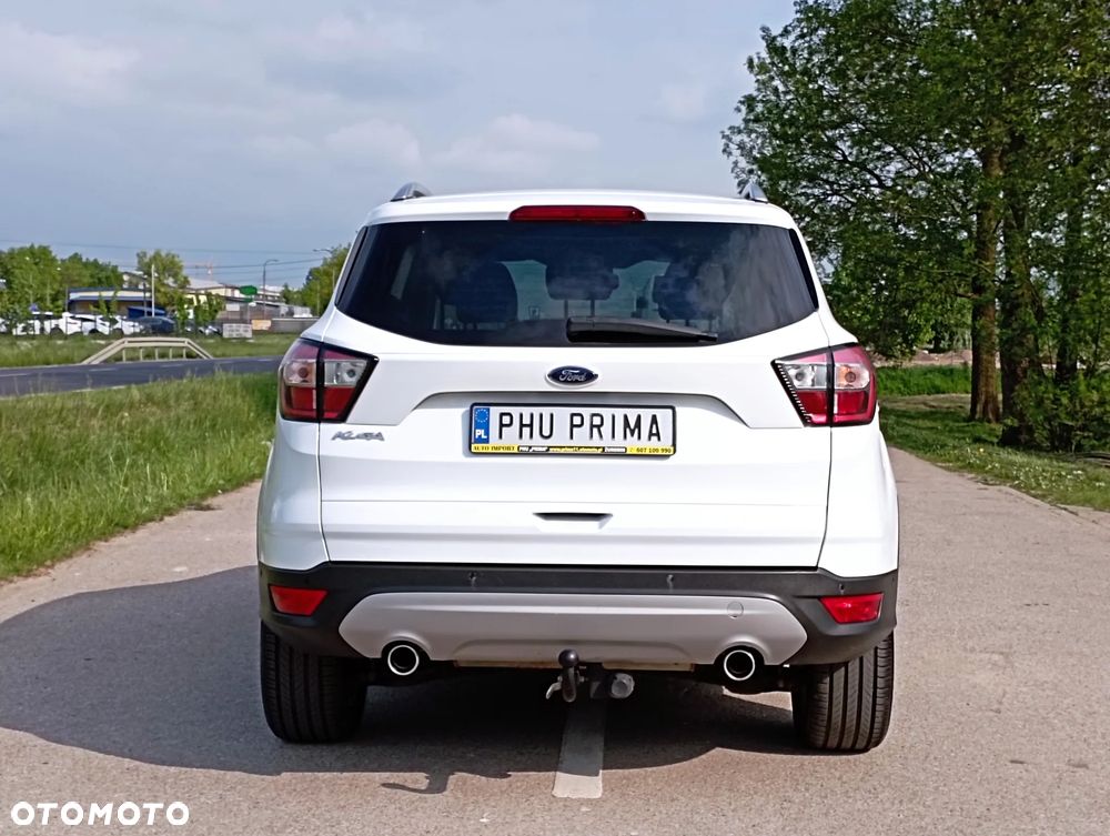 Ford Kuga - 16