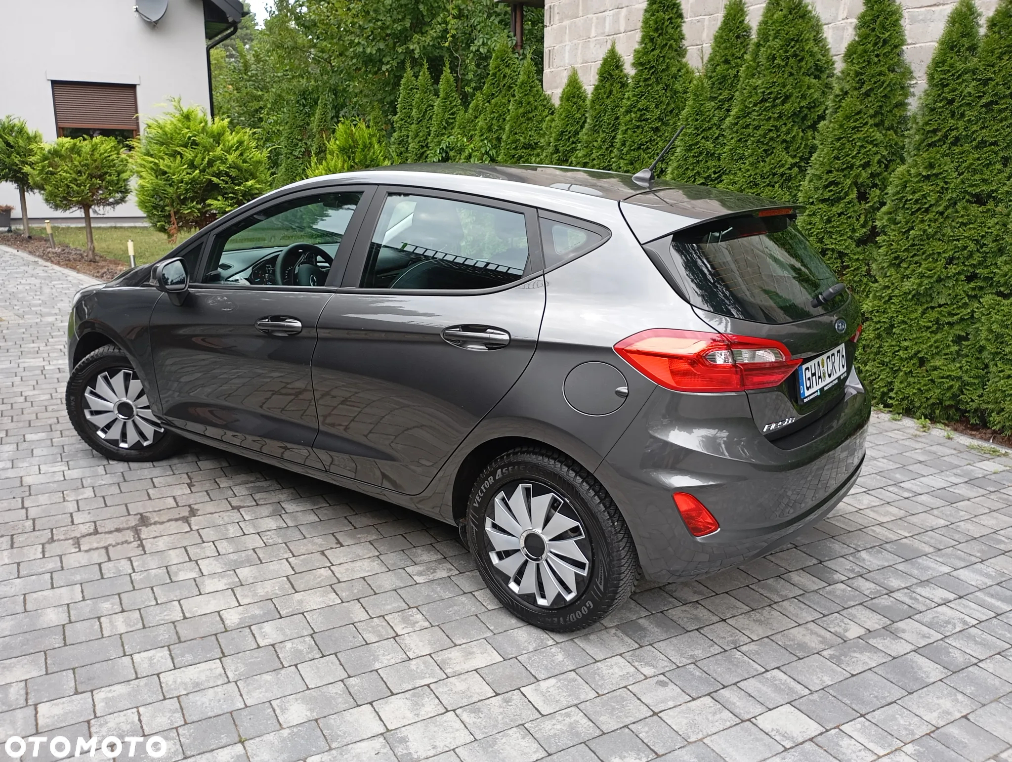 Ford Fiesta 1.1 S&S TREND - 3