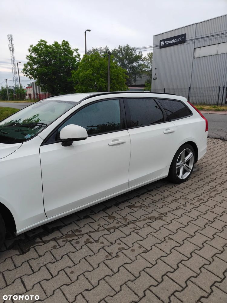 Volvo V90 D3 Momentum - 14