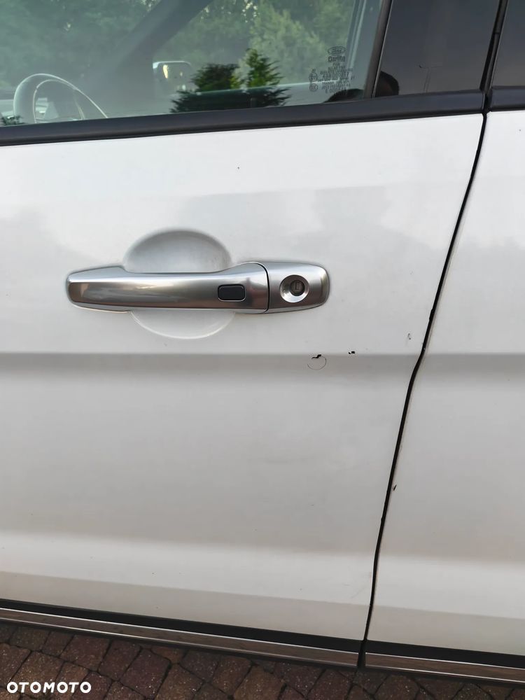 Ford Explorer - 16