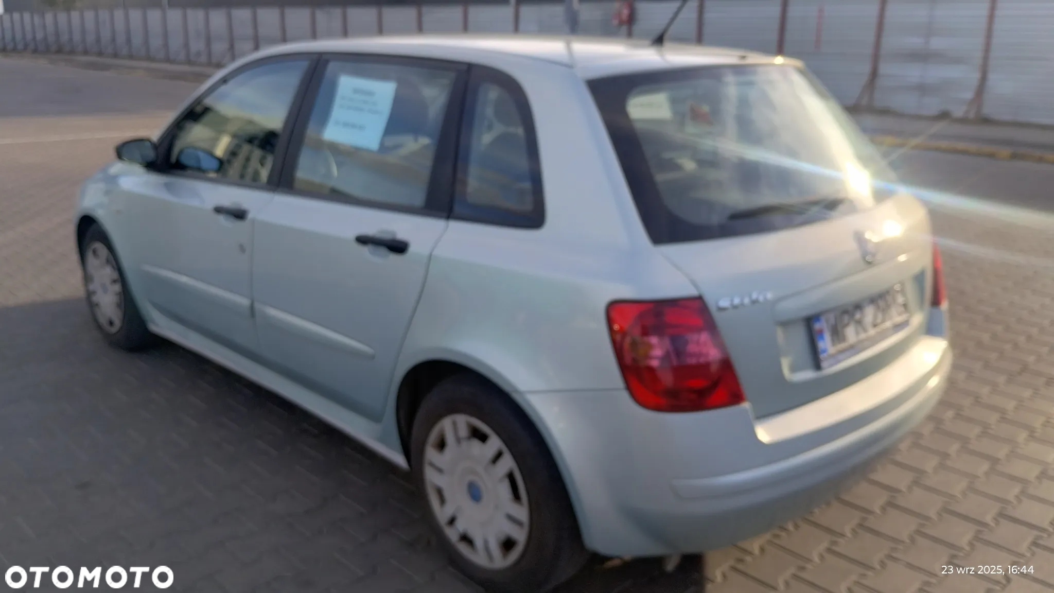 Fiat Stilo 1.4 16V Actual - 4