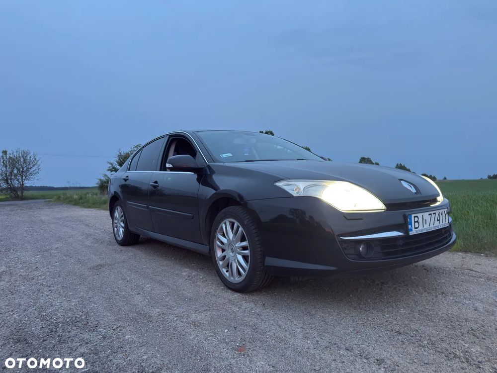Renault Laguna - 1