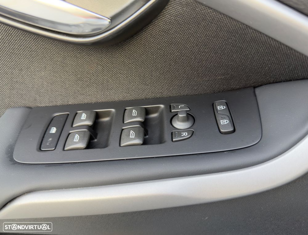 Volvo V40 1.6 D2 Kinetic Eco - 17