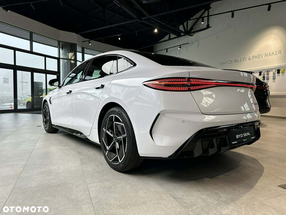 BYD Seal - 6