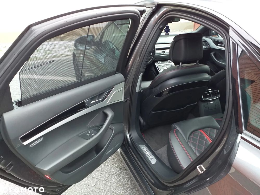 Audi A8 - 5