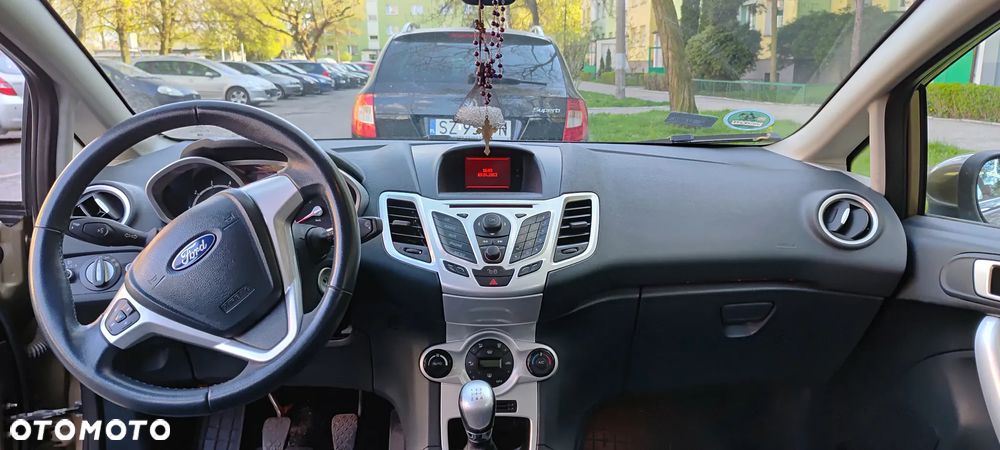 Ford Fiesta - 7