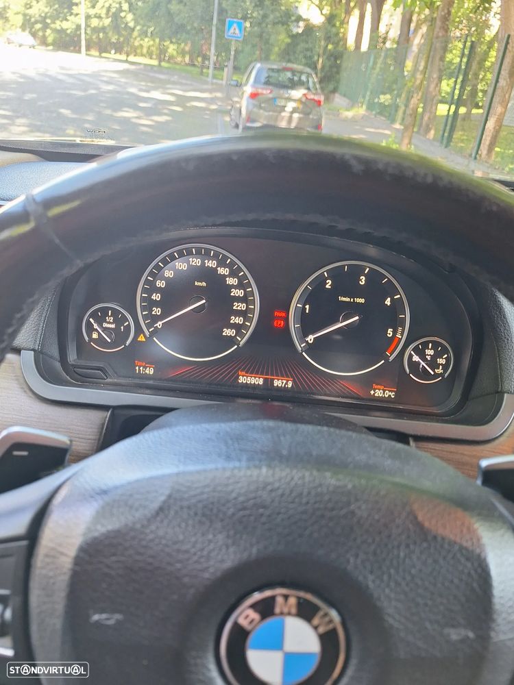 BMW 740 d - 11