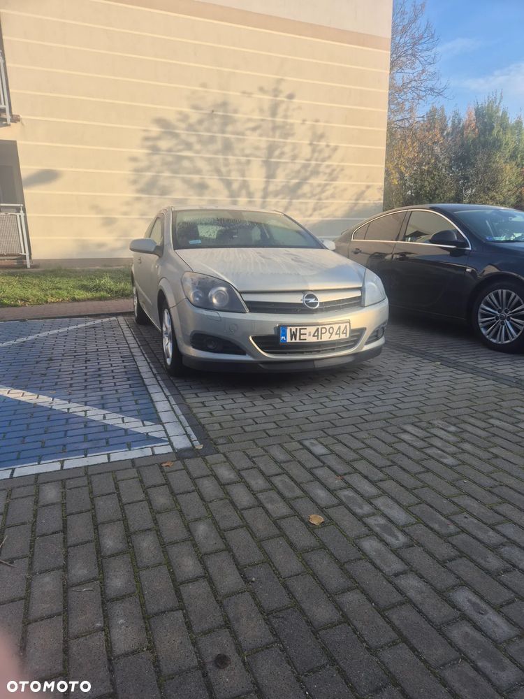 Opel Astra 1.8 Sport - 19
