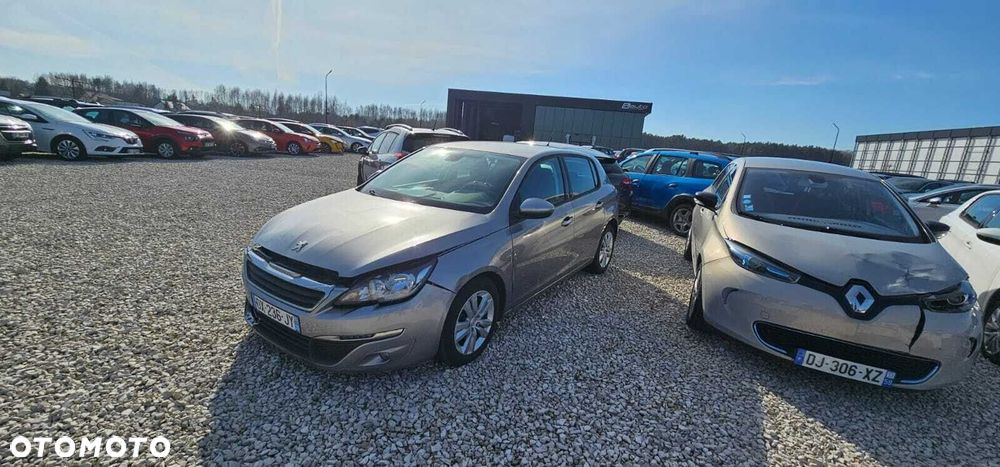 Peugeot 308 - 1