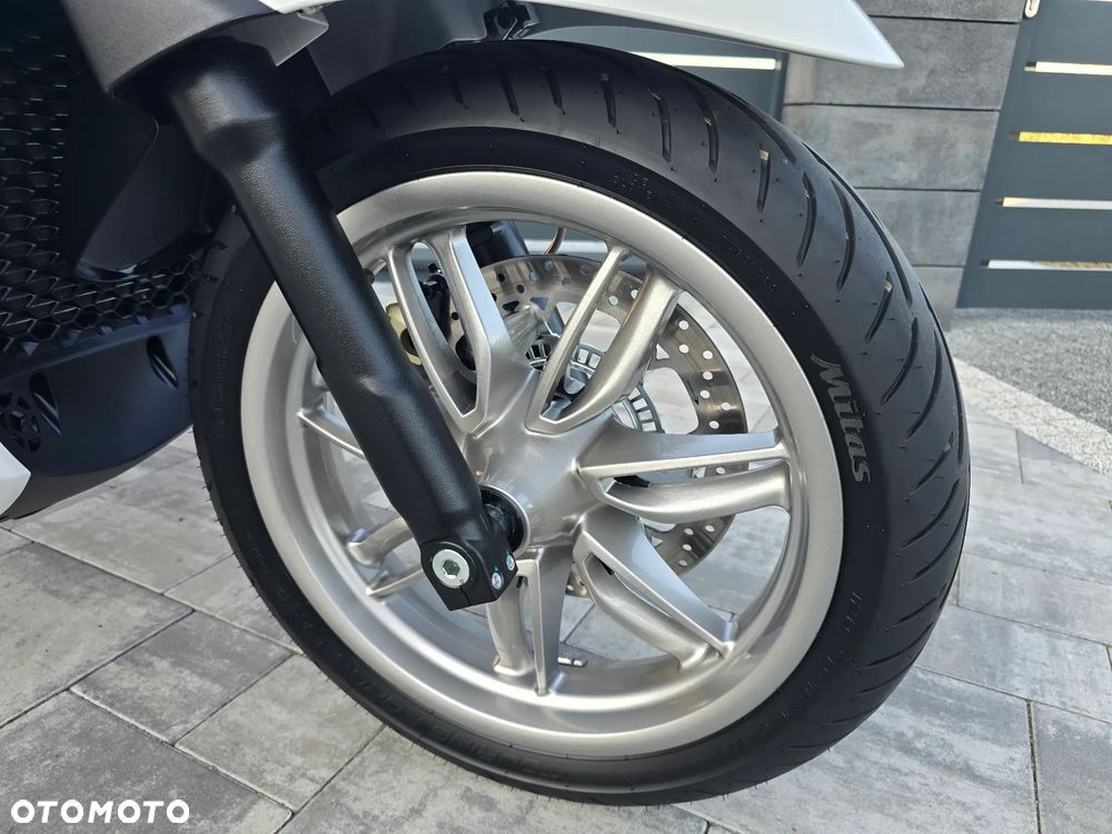 Piaggio Beverly - 17