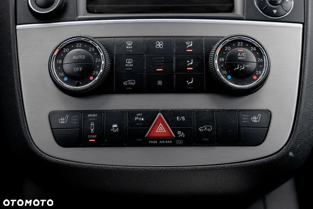 Mercedes-Benz Klasa R 350 CDI 4-Matic - 24