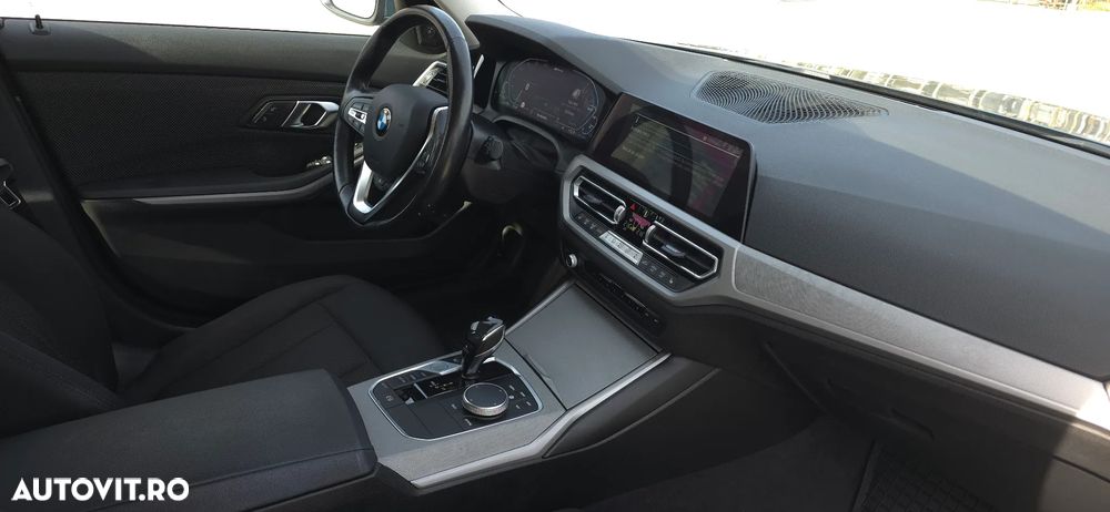 BMW Seria 3 330e Aut. Advantage - 8