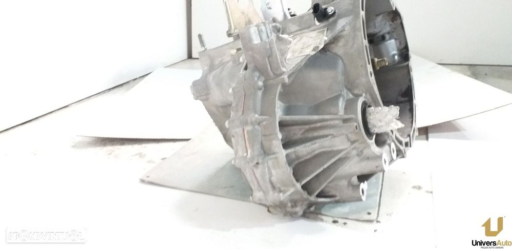 CAIXA VELOCIDADES MAZDA 6 HATCHBACK 2008 -B202-B - 1