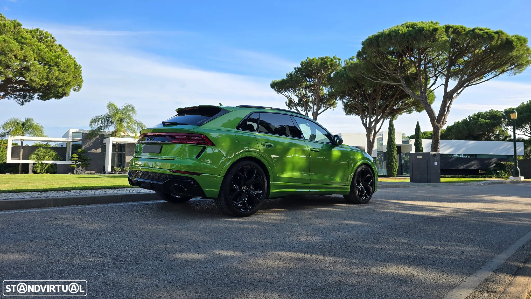Audi RS Q8 4.0 TFSI quattro Tiptronic - 10