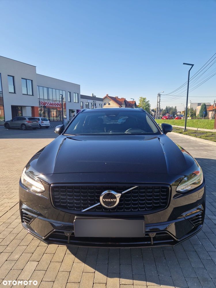 Volvo V90 T8 AWD Plug-In Hybrid R-Design - 4