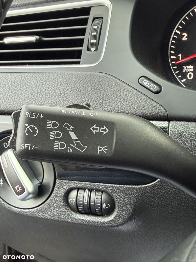 Volkswagen Jetta 1.4 TSI Comfortline CityLine - 12