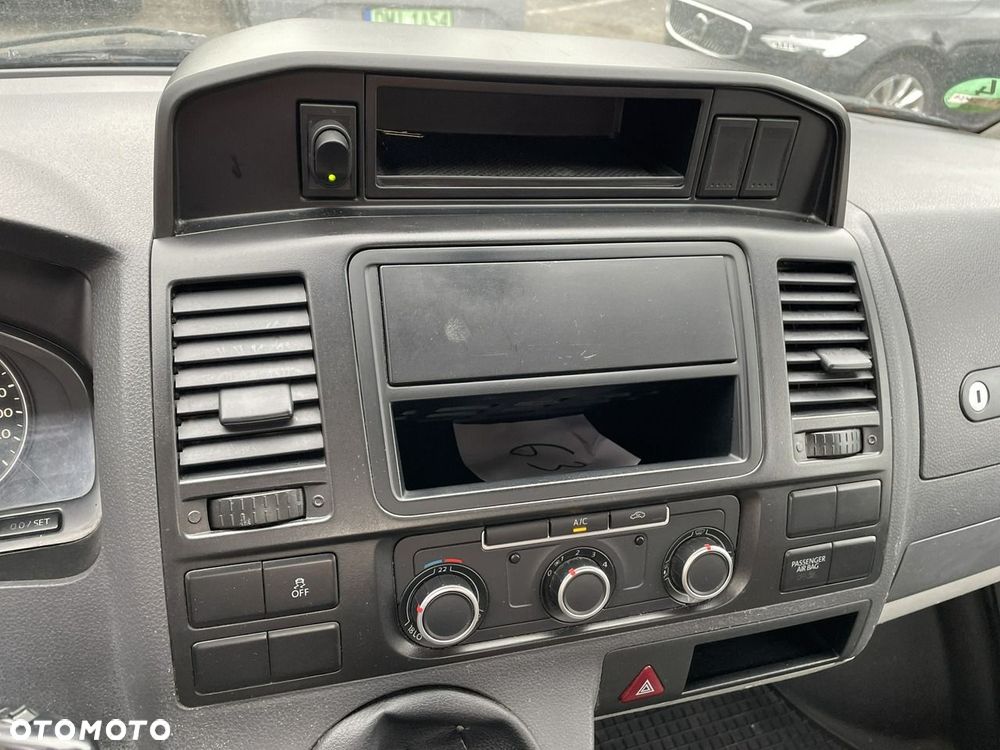 Volkswagen Transporter - 19