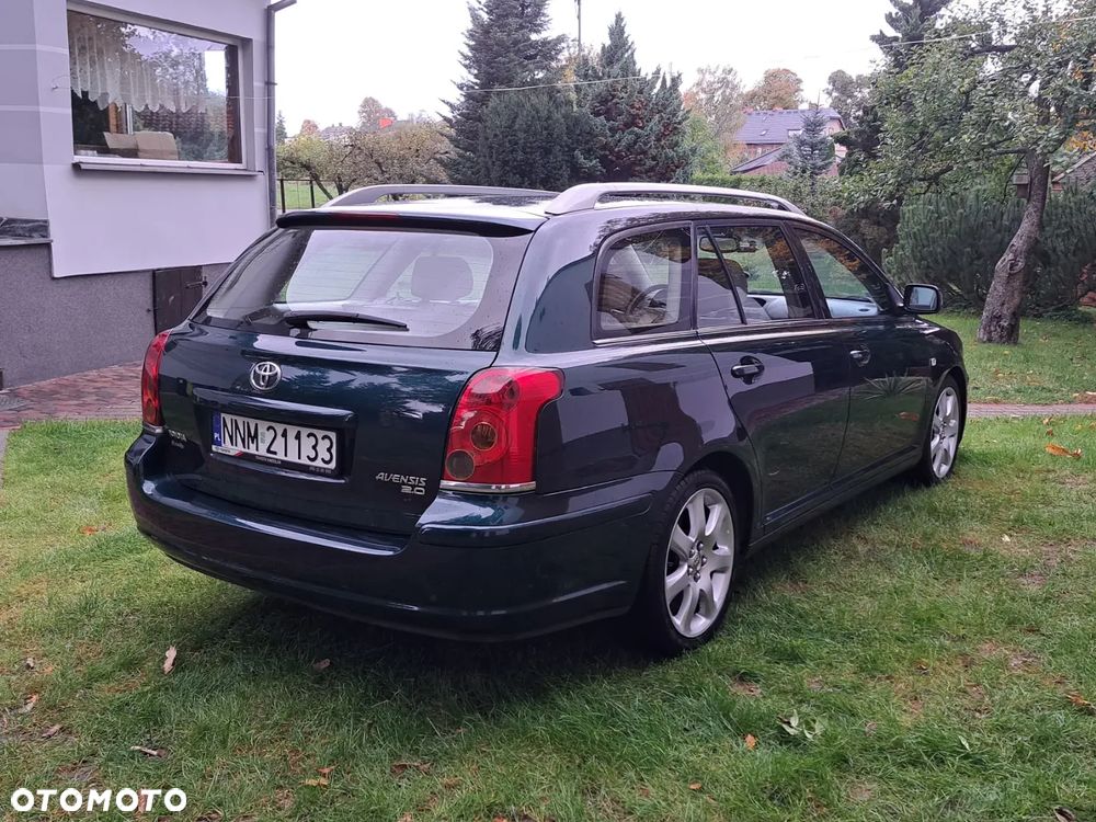 Toyota Avensis 2.0 VVT-i Combi Executive - 3
