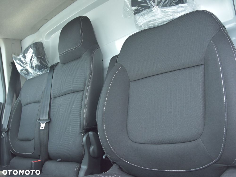 Renault Trafic Furgon L2H1 2.0 150KM - 14