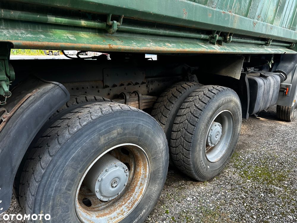 Mercedes-Benz Actros - 19