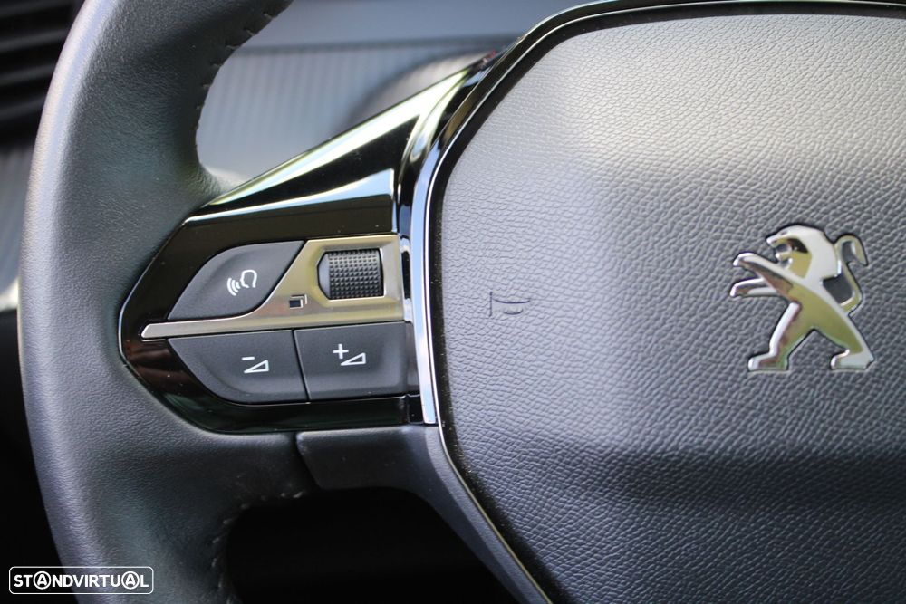Peugeot 208 1.2 PureTech Active - 11