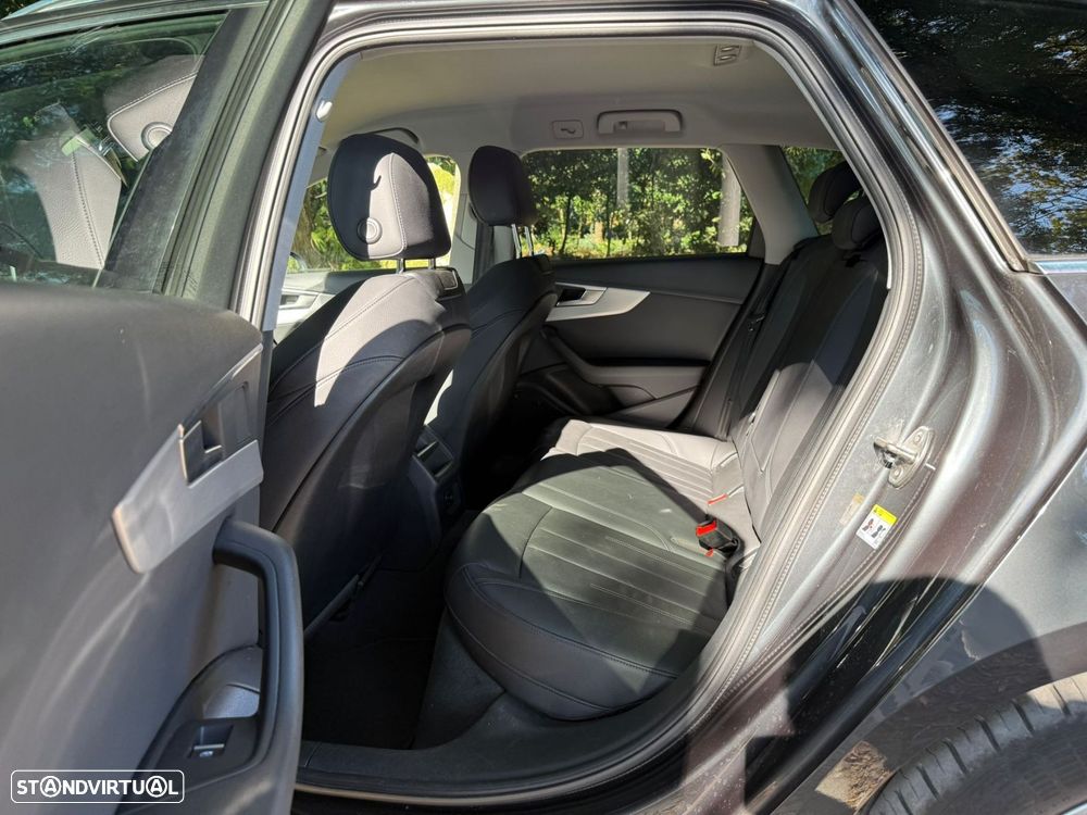 Audi A4 2.0 TDI S-line S tronic - 26