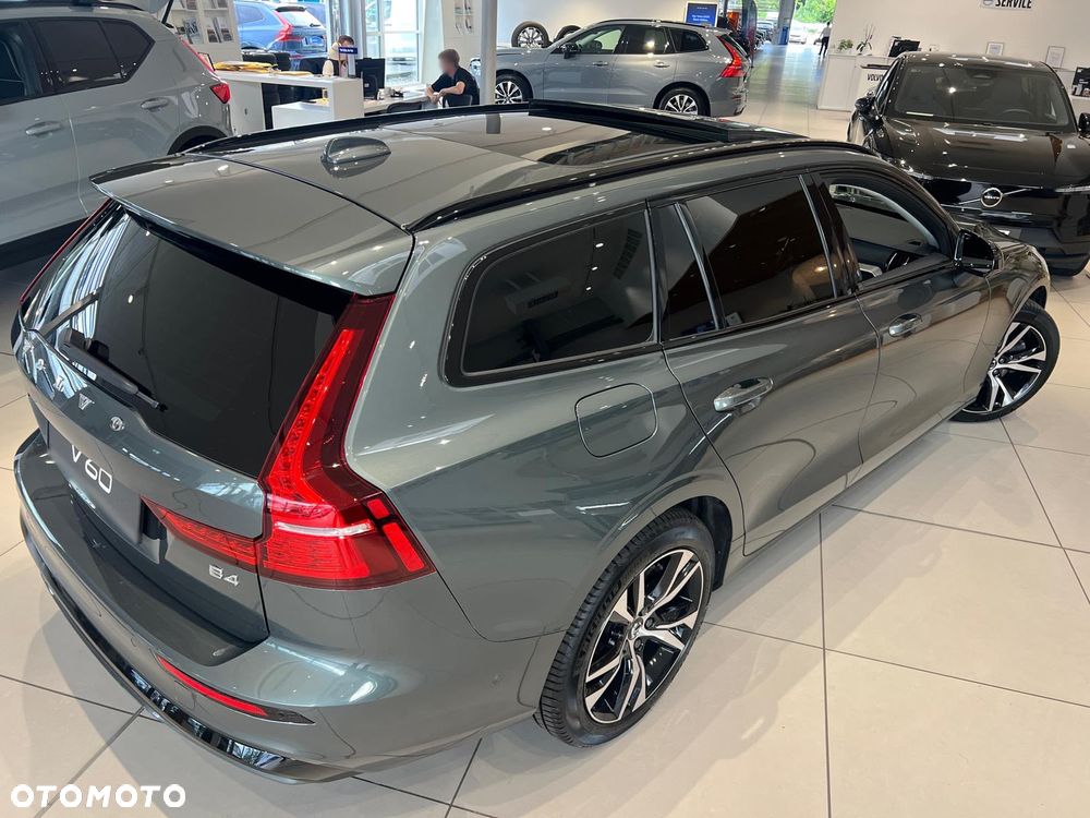 Volvo V60 B4 B Ultimate Dark - 9