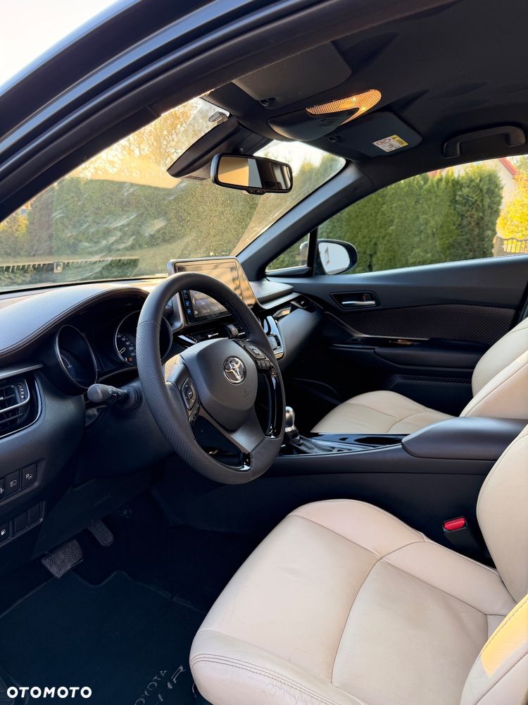 Toyota C-HR - 23