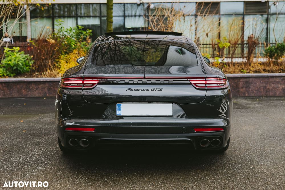 Porsche Panamera - 7