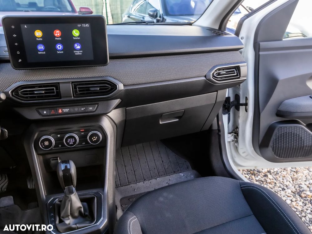 Dacia Logan TCe 90 CVT Comfort - 17