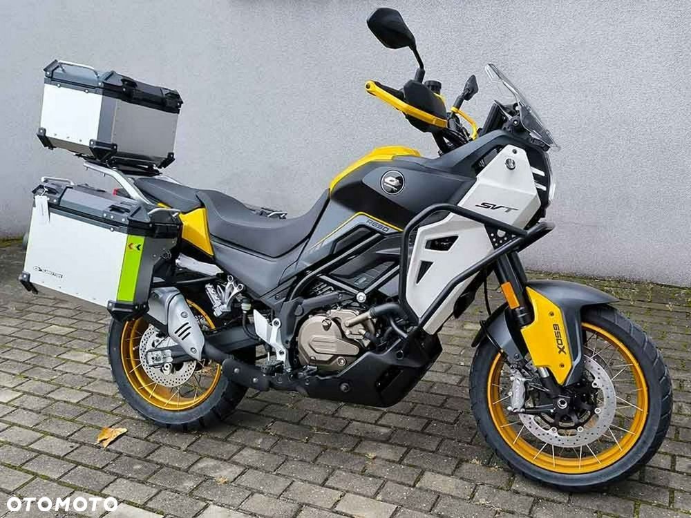QJMOTOR SVT 650X - 12