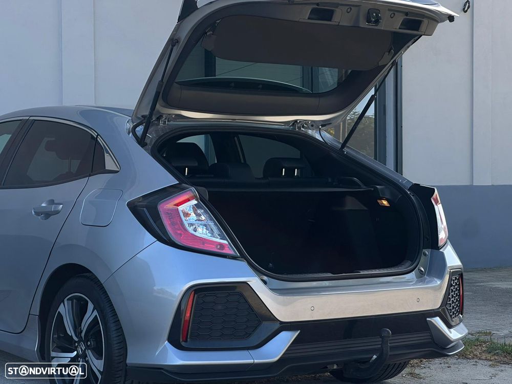 Honda Civic 1.0 i-VTEC Turbo CVT Elegance - 24