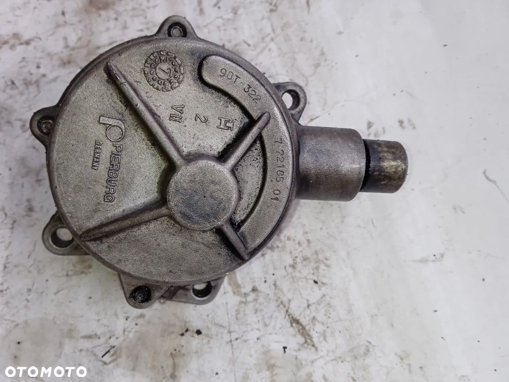 POMPA VACUM AUDI A6 C5 2.5tdi 059145100B - 2