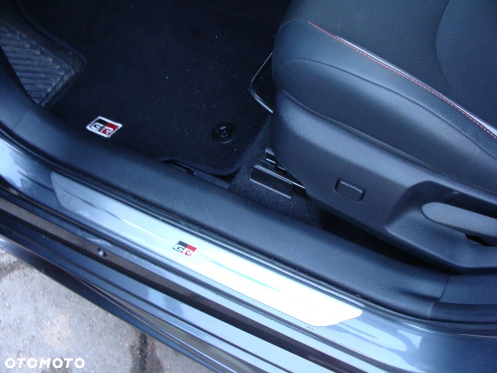 Toyota Corolla 2.0 GR Sport - 23