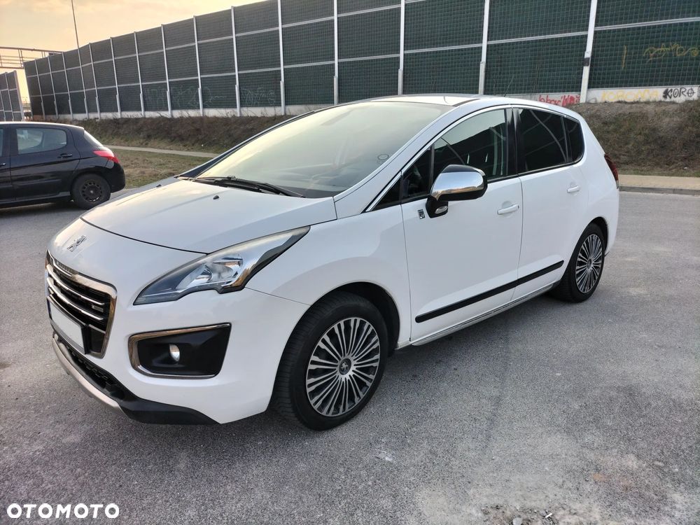 Peugeot 3008 Hybrid4 - 3