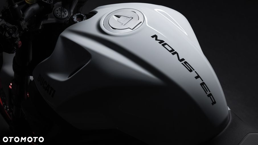 Ducati Monster - 8